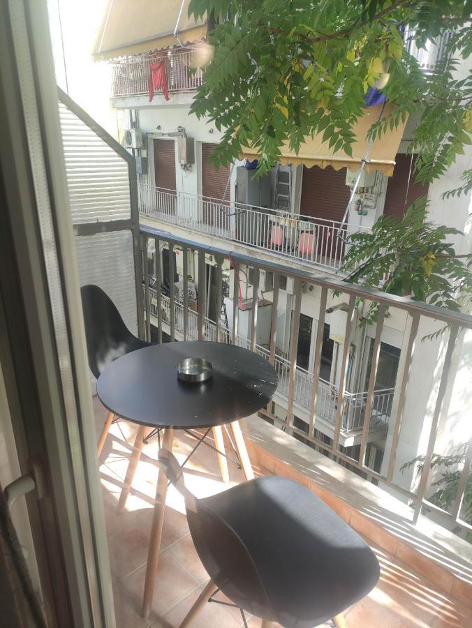 G M 3 Rooms Kentpo In The Heart Of The City Lárisa Eksteriør bilde