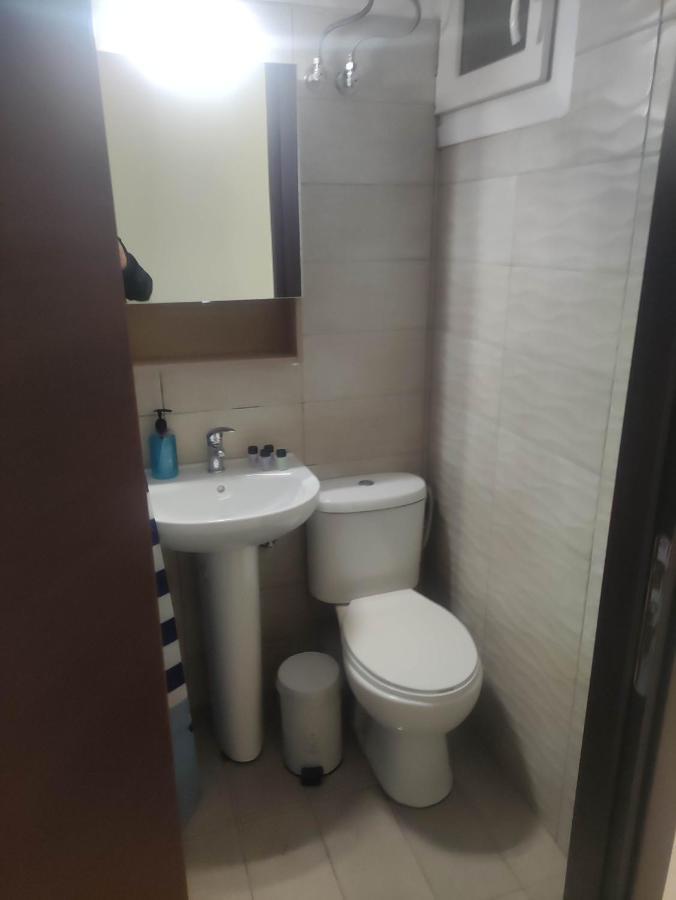 G M 3 Rooms Kentpo In The Heart Of The City Lárisa Eksteriør bilde